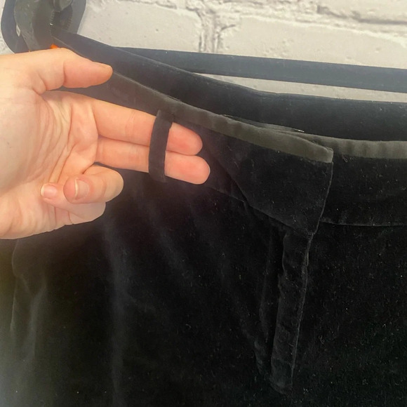 Women’s Ann Taylor Black Velvet Formal Dress Slacks Size 6 - Picture 4 of 10